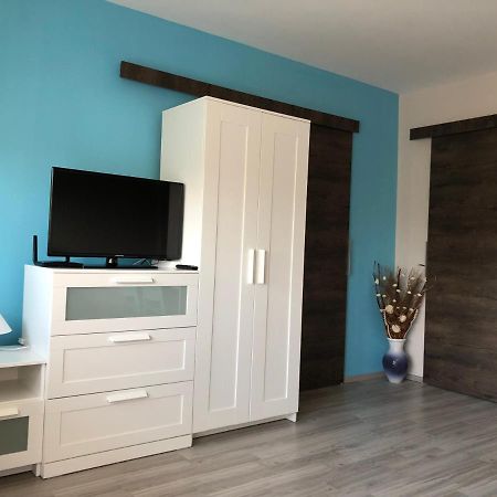 Happy Bunnies Apartman I - Gunarasfuerdo Dombovar Exterior foto