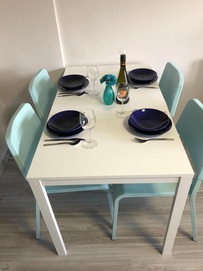 Happy Bunnies Apartman I - Gunarasfuerdo Dombovar Exterior foto